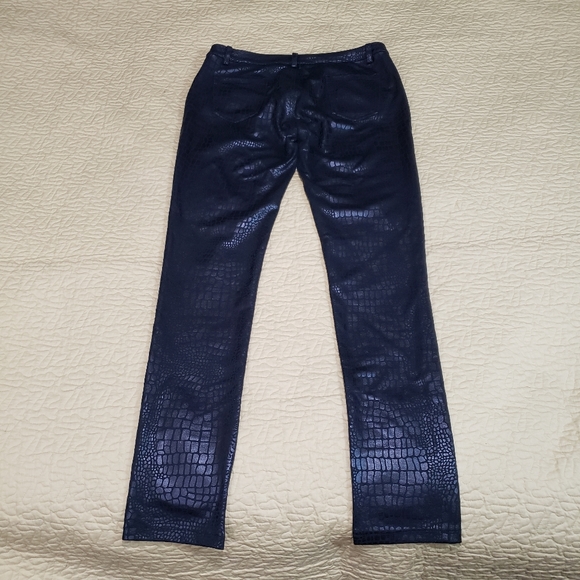 Sara Boo Reptile print jegging pants size L - Picture 8 of 8